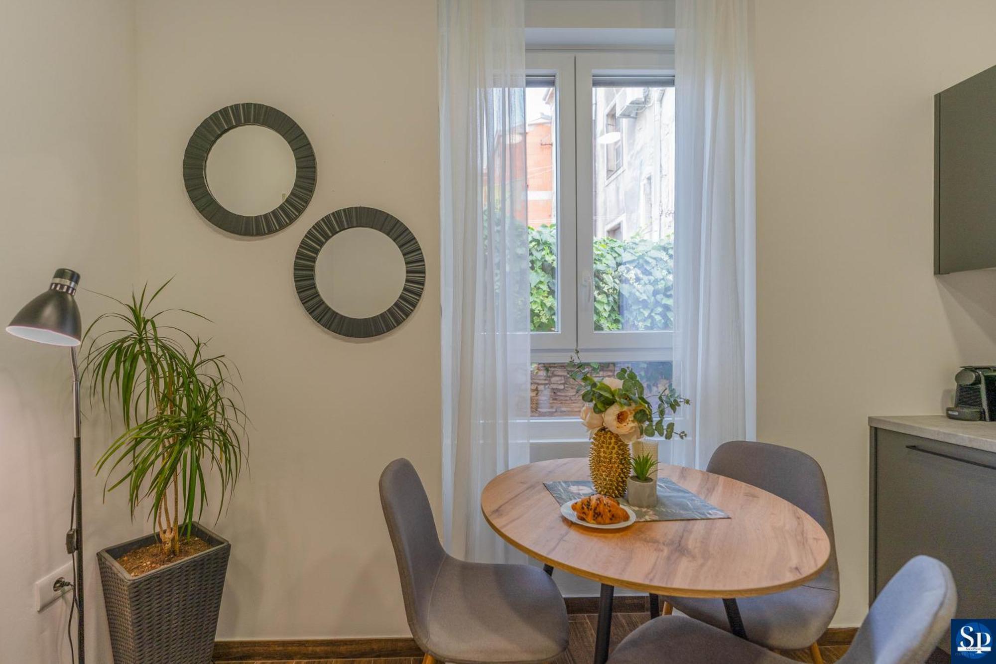 Colosseum Garden Apartment Pula