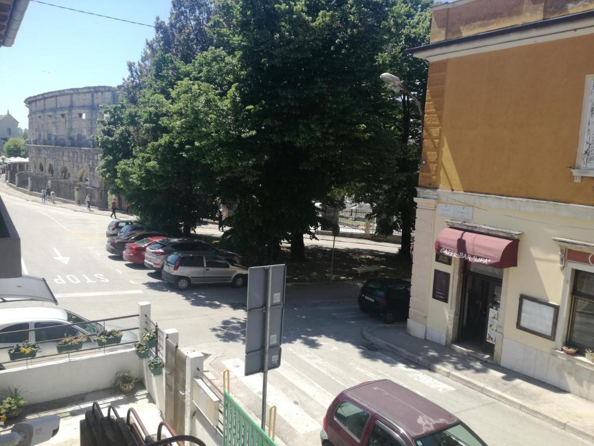 Apartment Colosseum Garden Pula