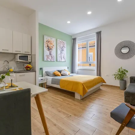 Colosseum Garden studio apartments Pula Exterior foto